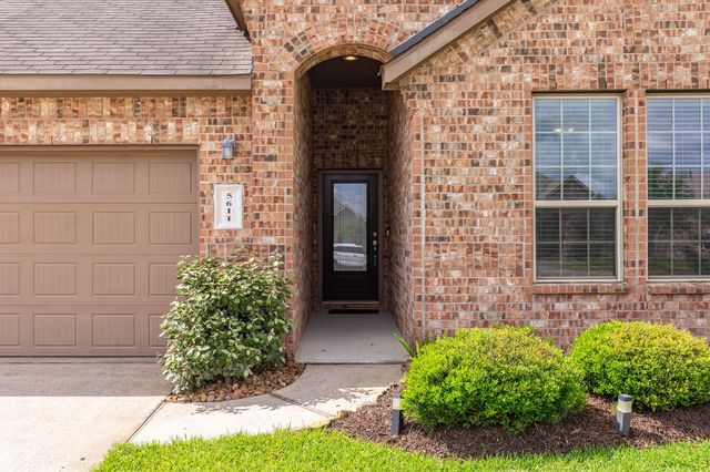 5611 Claymore Meadow Lane, Spring, TX 77389