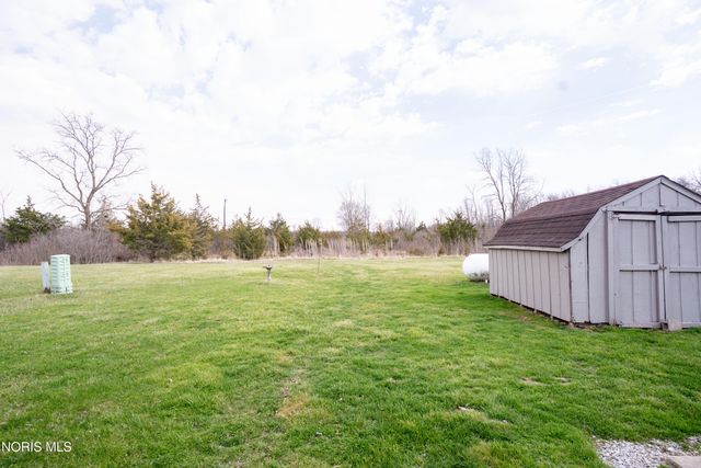 4313 E Rolling Meadows Boulevard, Defiance, OH 43512