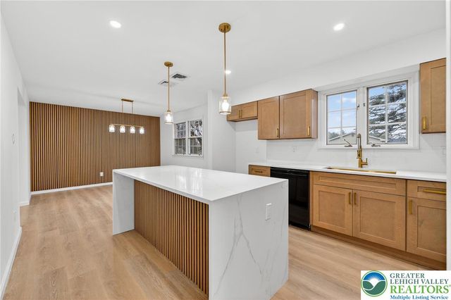 449 Elmhurst Avenue, Bethlehem City, PA 18017