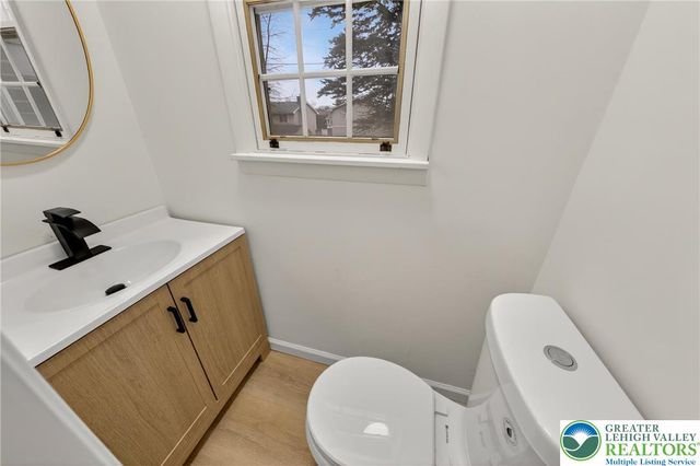 449 Elmhurst Avenue, Bethlehem City, PA 18017