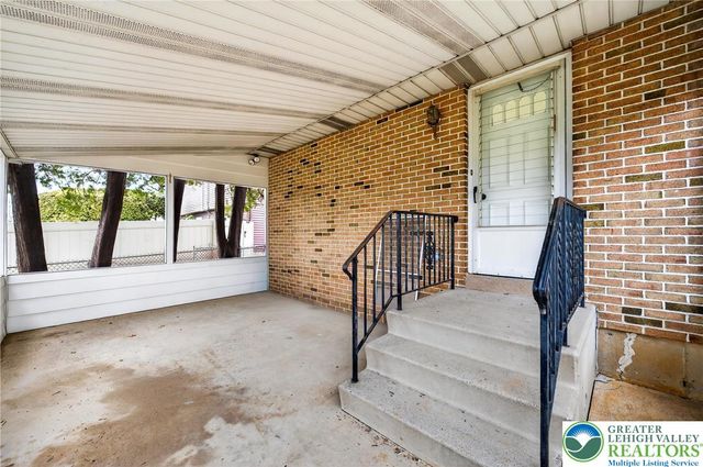 449 Elmhurst Avenue, Bethlehem City, PA 18017