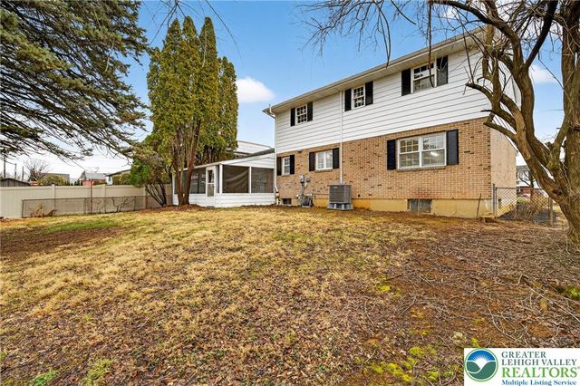 449 Elmhurst Avenue, Bethlehem City, PA 18017