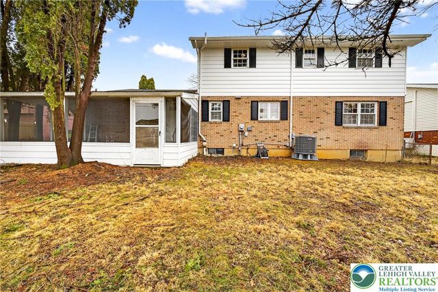 449 Elmhurst Avenue, Bethlehem City, PA 18017