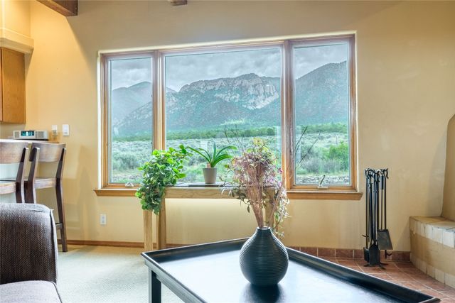 131 Quintana Road, Questa, NM 87556