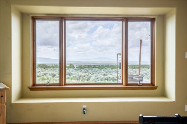 131 Quintana Road, Questa, NM 87556