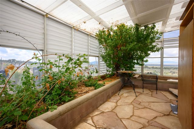 131 Quintana Road, Questa, NM 87556