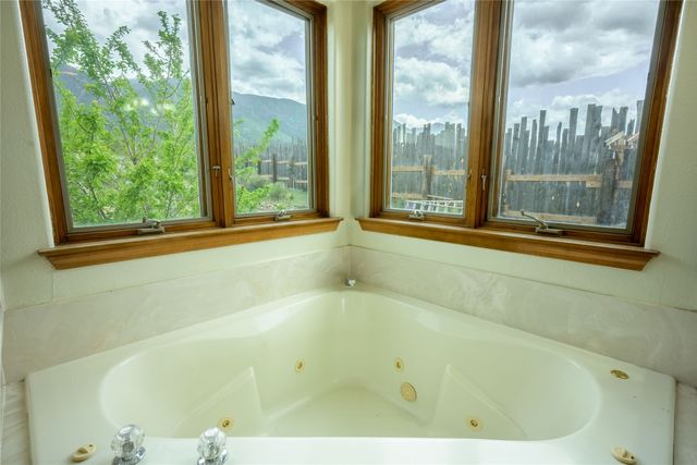 131 Quintana Road, Questa, NM 87556