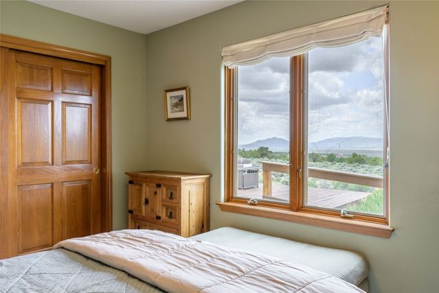 131 Quintana Road, Questa, NM 87556