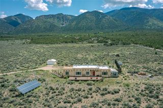 131 Quintana Road, Questa, NM 87556