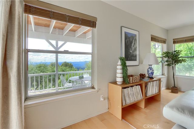 5603 Clouds Rest Road, Mariposa, CA 95338