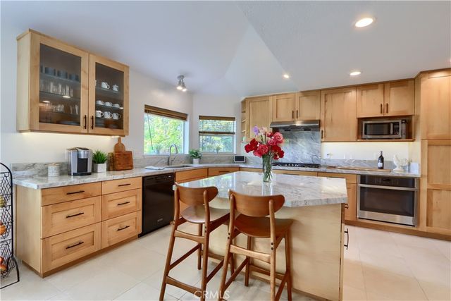 5603 Clouds Rest Road, Mariposa, CA 95338