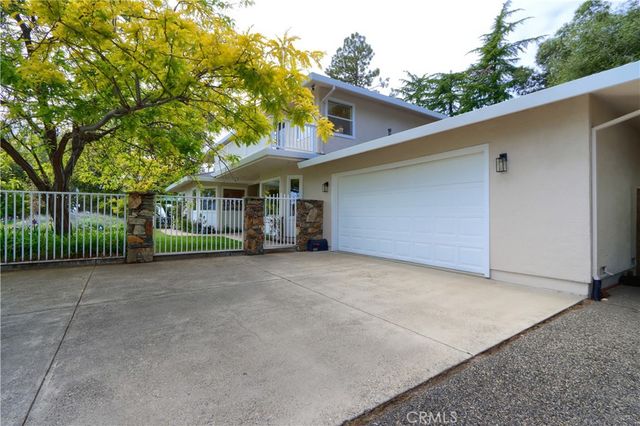 5603 Clouds Rest Road, Mariposa, CA 95338