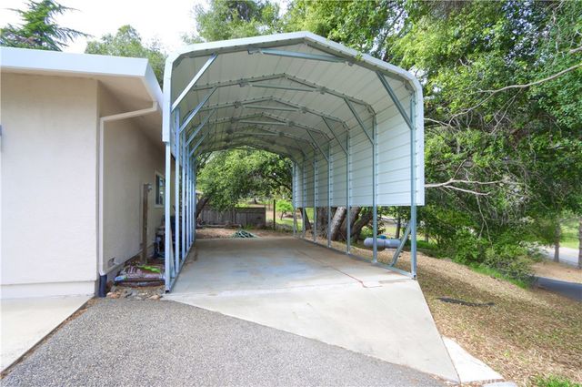 5603 Clouds Rest Road, Mariposa, CA 95338
