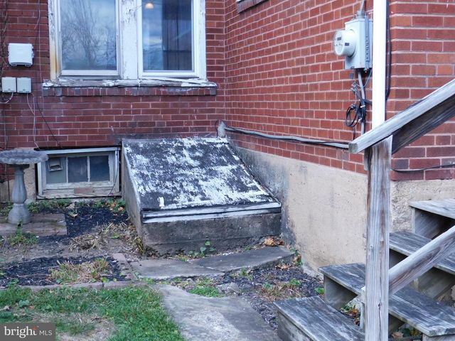 305 ORANGE ST, Mifflintown, PA 17059