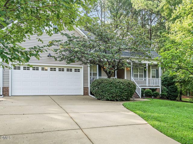 65 Warwick Court, Clayton, NC 27520