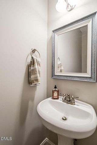 65 Warwick Court, Clayton, NC 27520