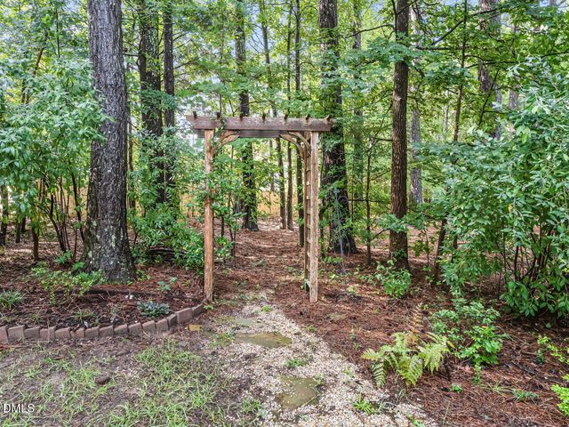 65 Warwick Court, Clayton, NC 27520