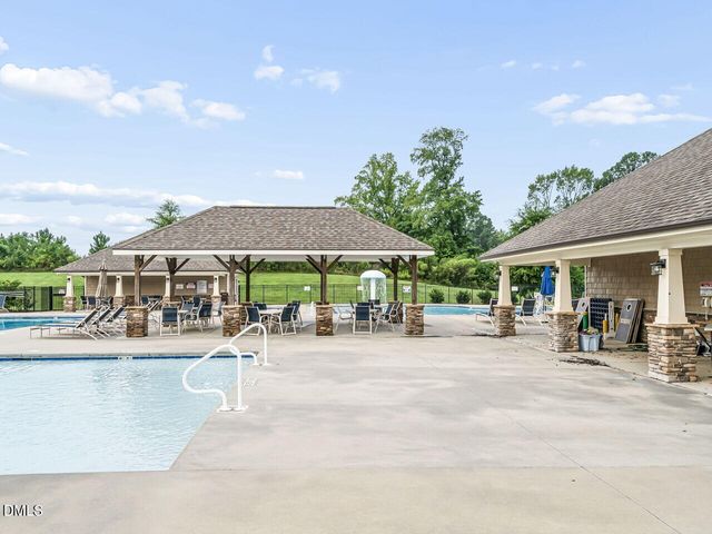65 Warwick Court, Clayton, NC 27520
