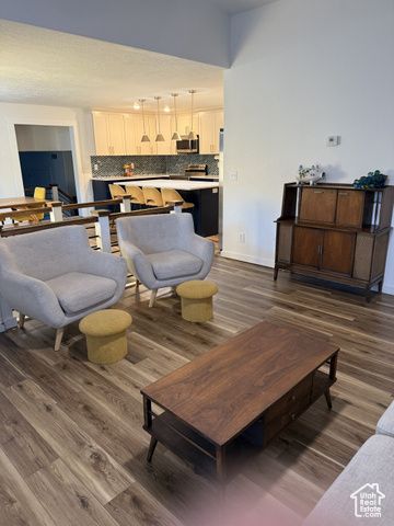 175 N 160 E, Hurricane, UT 84737