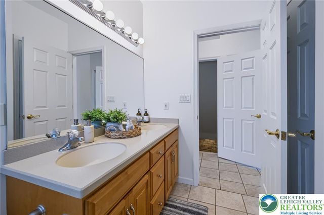3947 Mechanicsville Road, Whitehall Twp, PA 18052