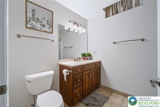 3947 Mechanicsville Road, Whitehall Twp, PA 18052