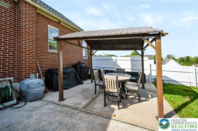 3947 Mechanicsville Road, Whitehall Twp, PA 18052