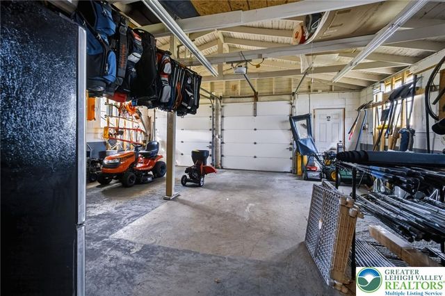 3947 Mechanicsville Road, Whitehall Twp, PA 18052