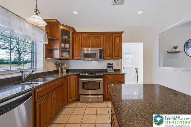 3947 Mechanicsville Road, Whitehall Twp, PA 18052