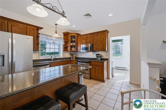3947 Mechanicsville Road, Whitehall Twp, PA 18052