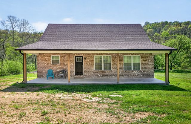 525 Riley Creek Rd, Whitleyville, TN 38588