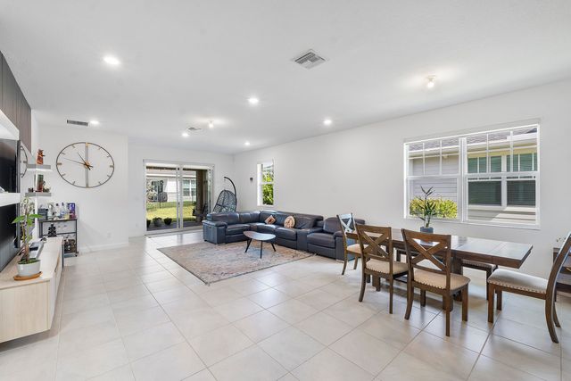 1325 HAYWAGON Trail, The Acreage, FL 33470
