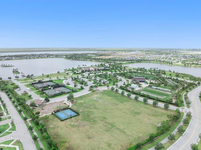 1325 HAYWAGON Trail, The Acreage, FL 33470