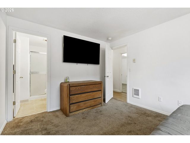 1010 Se 3RD Ave, Battle Ground, WA 98604