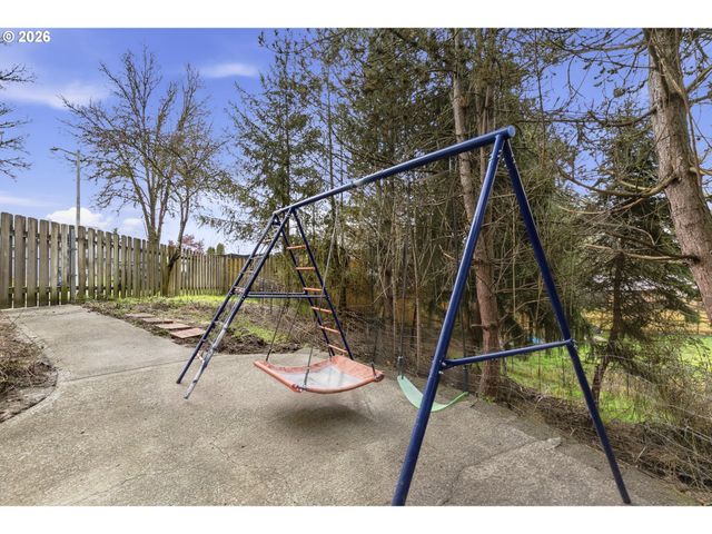 1010 Se 3RD Ave, Battle Ground, WA 98604