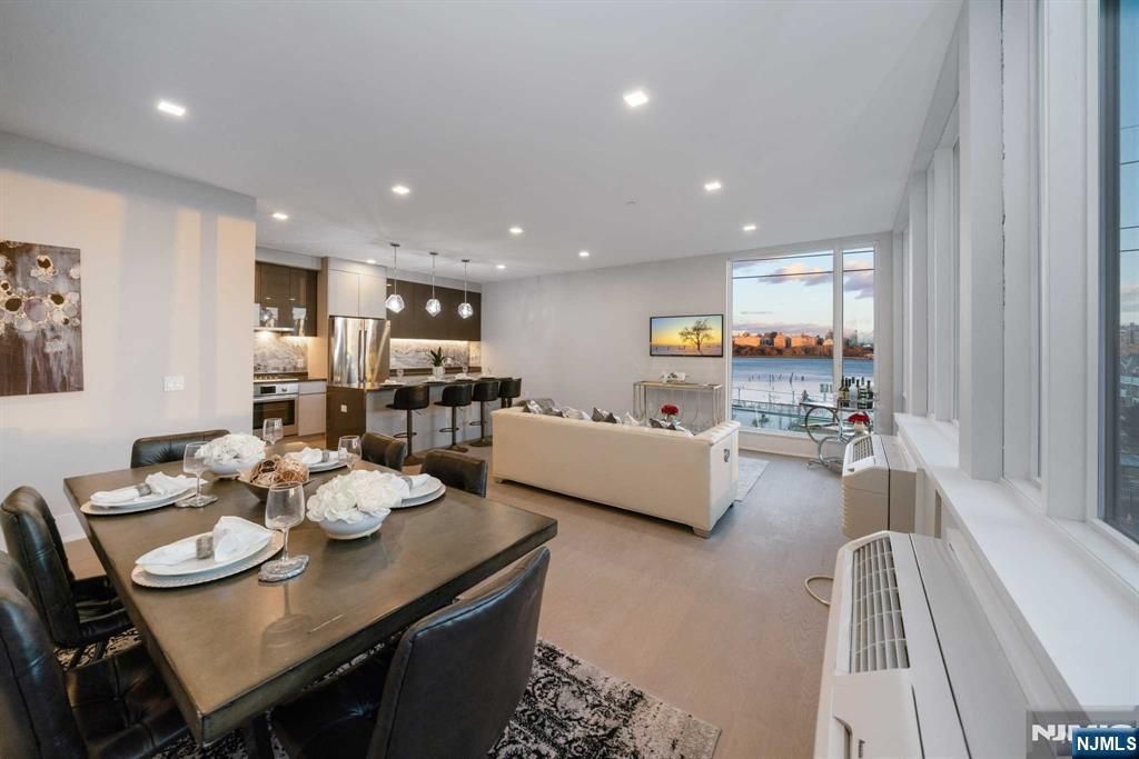 7101 River Road 304A, North Bergen, NJ 07047