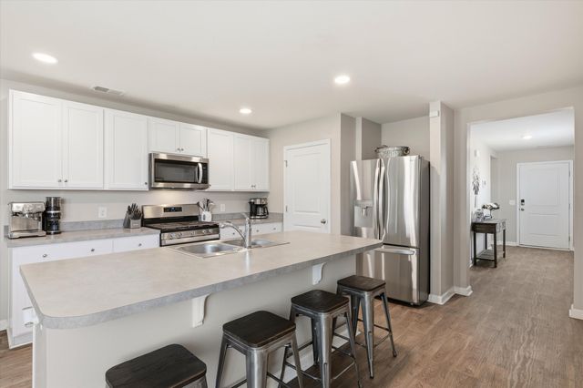 428 White Scallop Way, Summerville, SC 29486