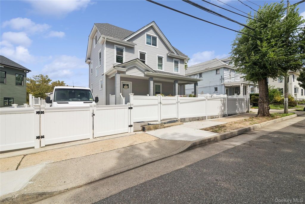 15 Prospect Place, Hempstead, NY 11550 — exterior