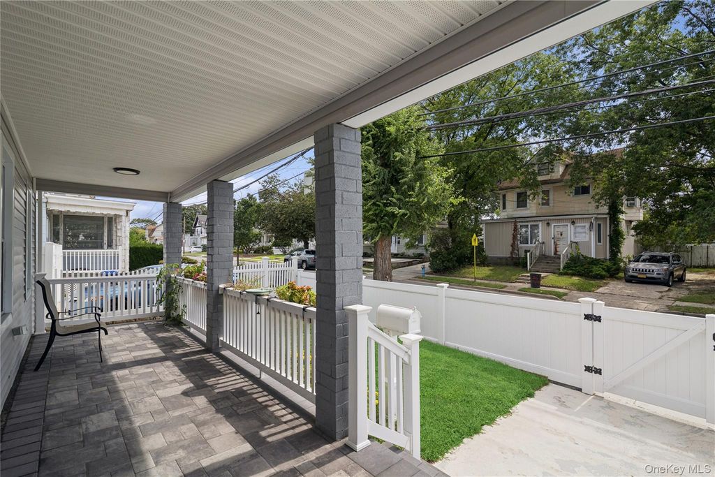 15 Prospect Place, Hempstead, NY 11550 — photo 4