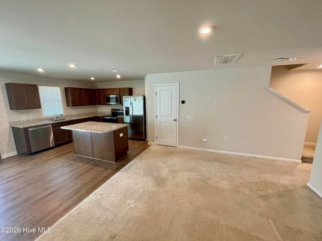 3178 Edgehill Drive, Navassa, NC 28451