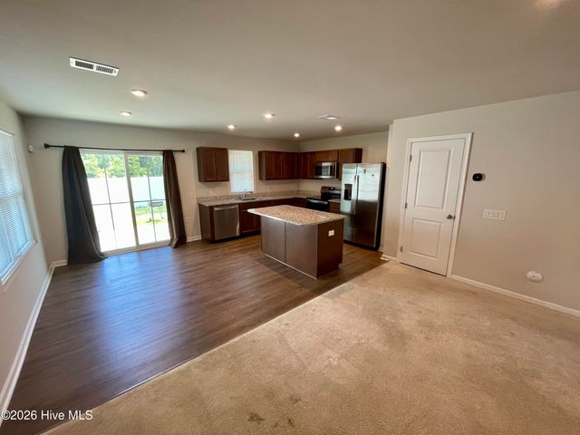 3178 Edgehill Drive, Navassa, NC 28451