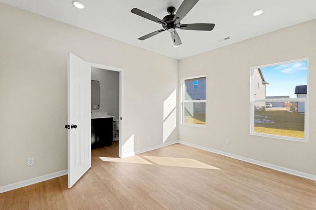9157 E Chris, Bel Aire, KS 67226