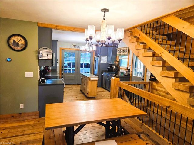 1647 Staghorn Road, Purlear, NC 28665