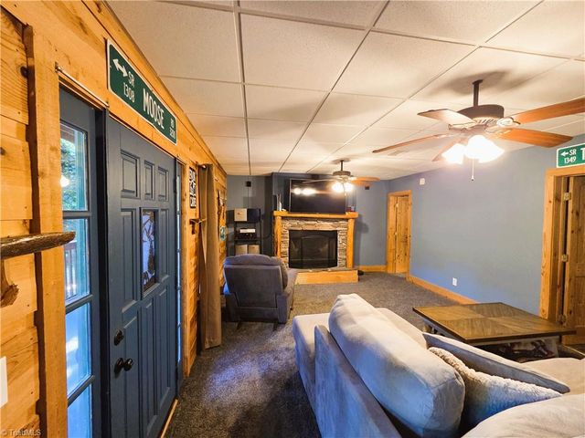 1647 Staghorn Road, Purlear, NC 28665