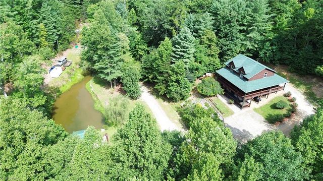 1647 Staghorn Road, Purlear, NC 28665