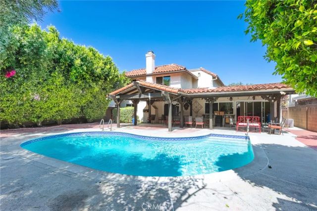 9927 Nevada, Chatsworth, CA 91311