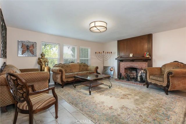9927 Nevada, Chatsworth, CA 91311
