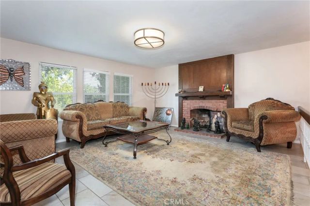 9927 Nevada, Chatsworth, CA 91311
