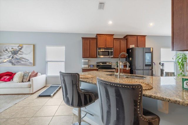 8083 Westfield Circle, Vero Beach, FL 32966