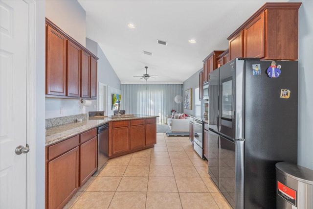 8083 Westfield Circle, Vero Beach, FL 32966