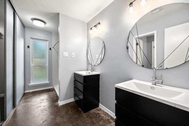 9630 Top Gallant Court, Houston, TX 77065